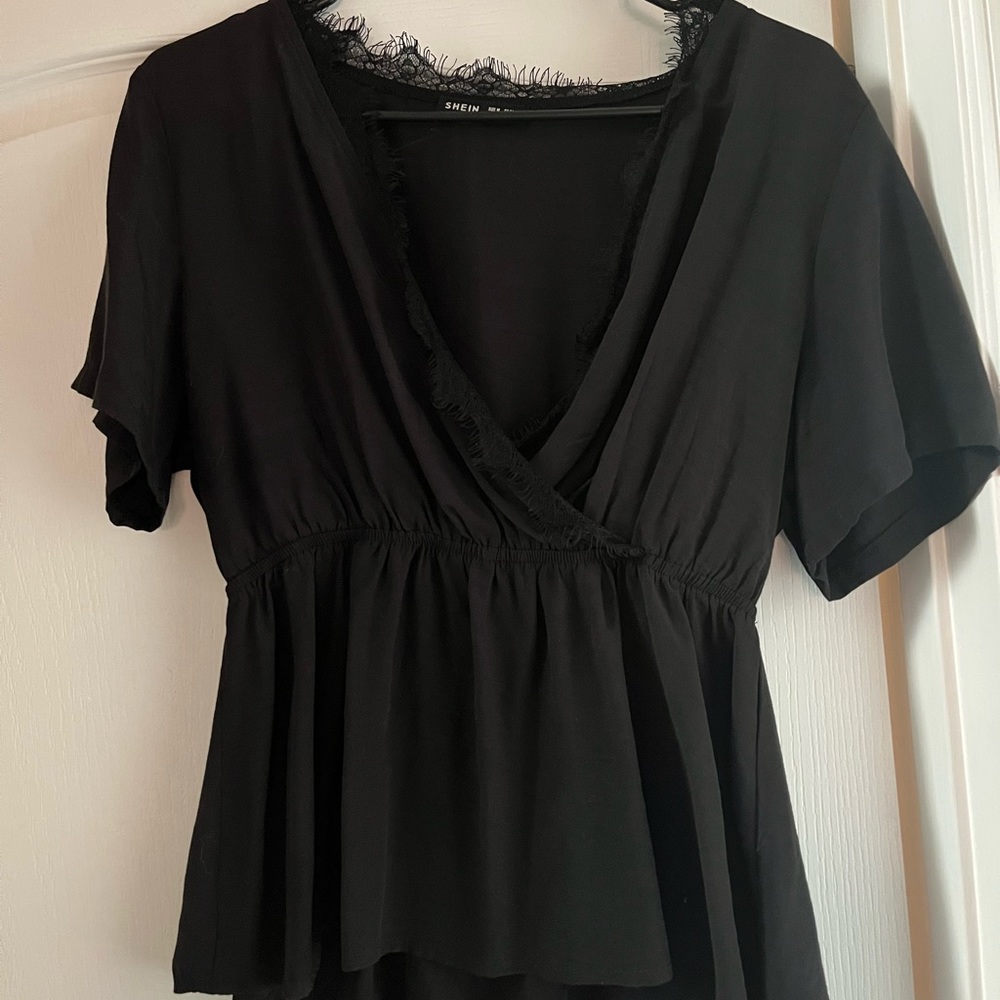 Lace top - Picture 1 of 2